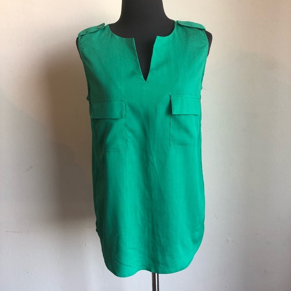 Monteau Tops - Monteau sz S green button down blouse